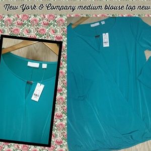 SOLD**New York & Company medium blouse top new
